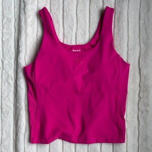 💖 Reebok Fuchsia Athletic Tank